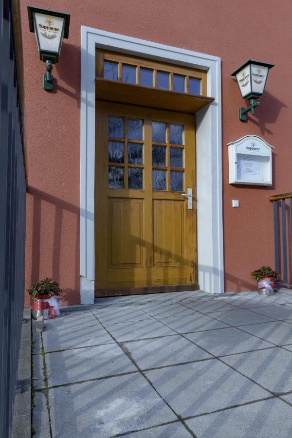 Inn Adler *